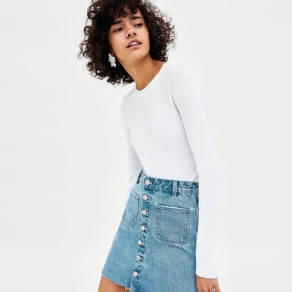 Zara Super Hi Rise Button Mini Skirt, sz L